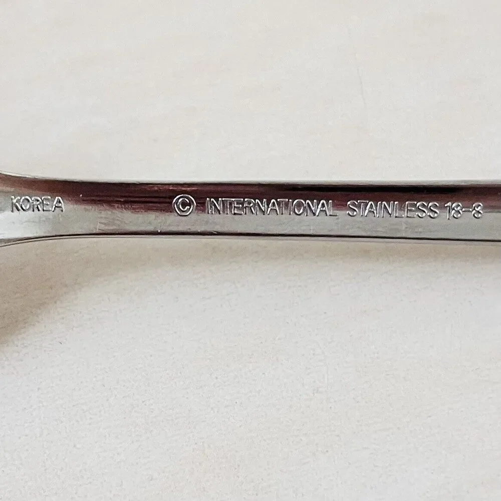 7pc INTERNATIONAL Tiara Soup Spoon Stainless 18/8Fan Ribbed/Ridges Glossy Korea